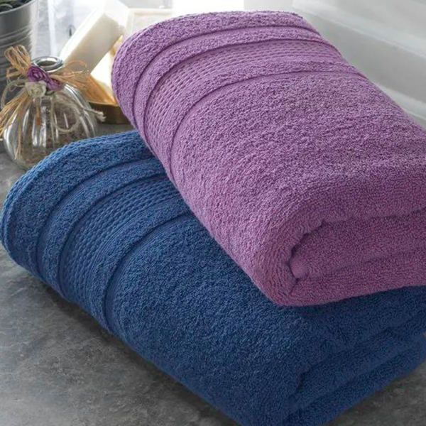 حوله پیر کاردین   Pierre Cardin