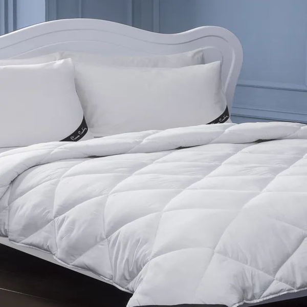 لحاف دونفره با پارچه میکروفایبر و الیاف سیلیکون از پیرکاردین ترک